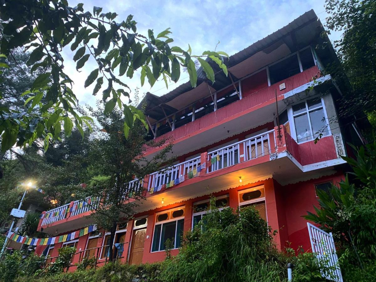 Rudrani Stays Jibhi Luaran gambar