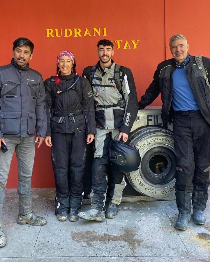 Rudrani Stays Jibhi Luaran gambar